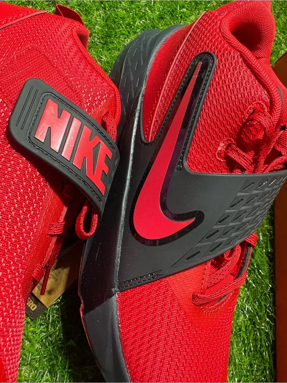 Nike Men's Red and Black Athletic Shoes 6youth, women’s 7.5. Basketball sneakers